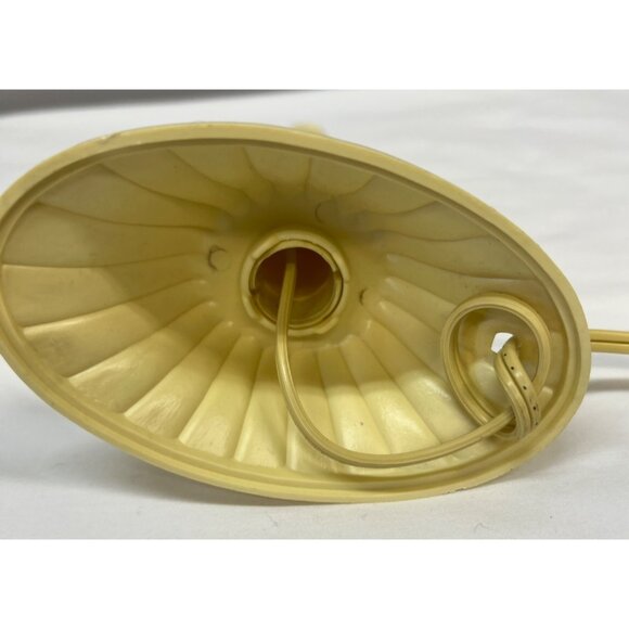 2 Vintage Cream Candle Style Electric Lamp Base - Picture 3 of 5